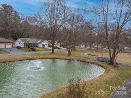 2609 Middleton Circle sold home in Middleton Place, Hendersonville, NC