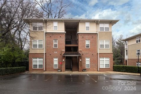 1310 Kenilworth Avenue 522