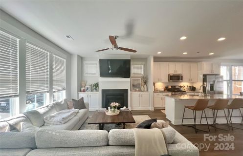 624 Amalfi Drive 66