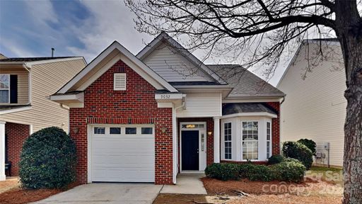 9032 Holland Park Lane sold home in South Hampton, Charlotte, NC