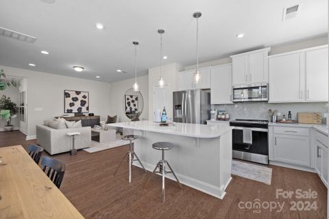 1534 Cedar Tree Drive 44