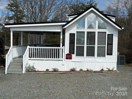334 Mount View Lane