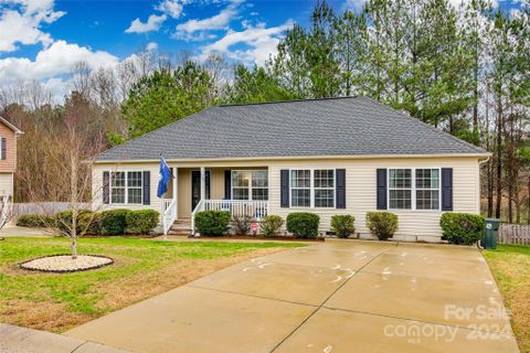 620 Red Hawk Way sold home in Eagle Creek, Clover, SC