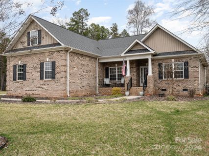 5255 Ivy Spring Lane sold home in Fieldstone, Concord, NC