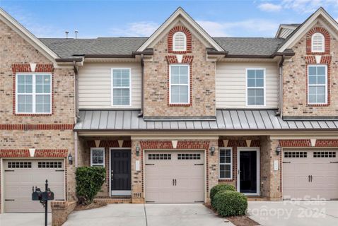 1048 Richmond Park Drive sold home in Wyngate Village, Winston Salem, NC