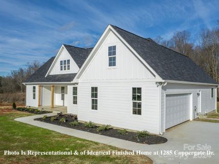 1375 Coppergate Drive