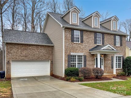 6421 Colonial Garden Drive