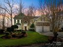 11020 Thornhill Club Drive sold home in Charlotte, SC