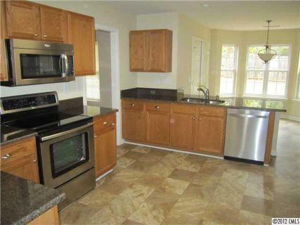 5516 Kiev Drive sold home in Sunset On Linda Vista, Charlotte, NC