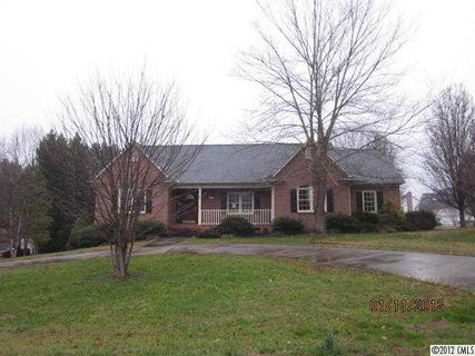 201 Ridge Creek Court