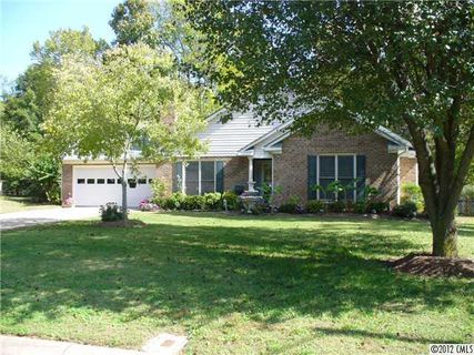1076 Iveywood Place