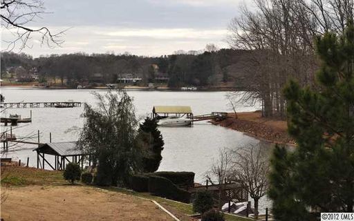 112 Elysian Drive sold home in Moreland Estates, Mooresville, NC