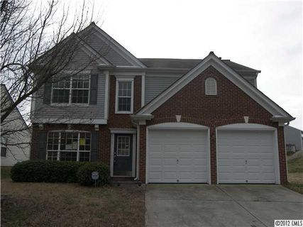 2816 Old Ironside Drive sold home in Park At Newell Crossing, Charlotte, NC