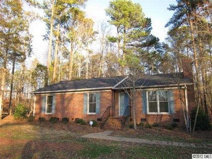 1949 Forest Lake Drive