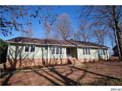 103 Woodstream Circle