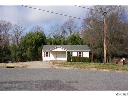 1527 Pinehurst Street sold home in Weldon Heights, Gastonia, NC