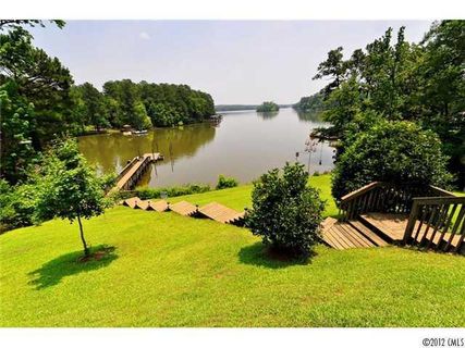 120 Wateree Keys Drive sold home in Wateree Keys, Winnsboro, SC