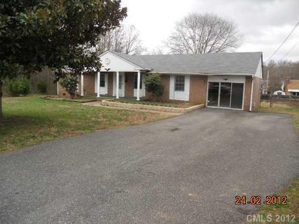 1103 Kensington Avenue