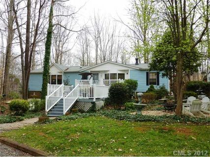 3260 Farmcrest Court
