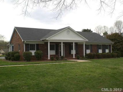 330 Hidden Hut Road sold home in Hidden Hut Farms, Salisbury, NC