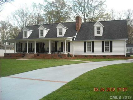 7522 Surry Drive