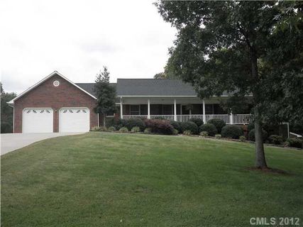 3189 Sandy Lee Court