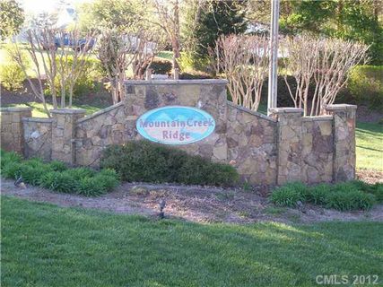 6194 Falls Ridge Trail