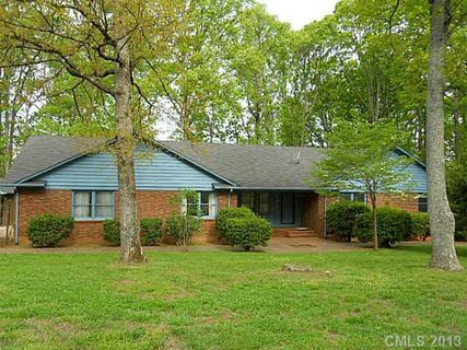 1301 Huckleberry Drive