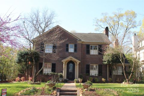 1556 Stanford Place