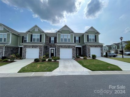 831 Canoe Song Road