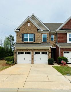 104 Burlingame Court E