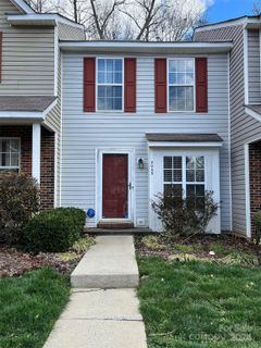 5935 Cougar Lane