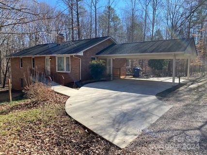 5607 Davis Road sold home in Crow Creek Acres, Waxhaw, NC