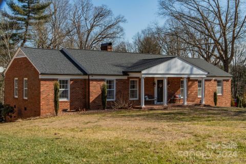 429 Shady Lane 27,28,29,30 sold home in Forest Hills, Wilkesboro, NC