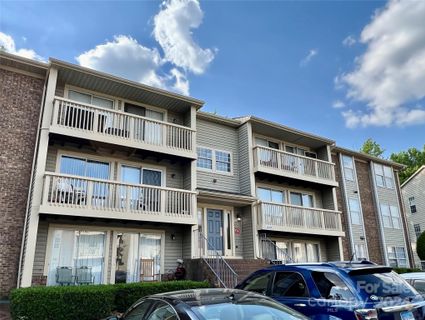 1604 Arlyn Circle J