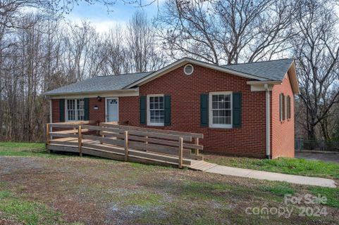 883 Milling Road sold home in Craftwood, Mocksville, NC