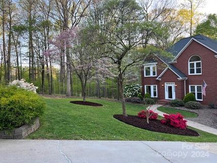 3875 Deer Run Drive 6