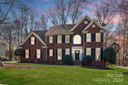 10002 Bayart Way sold home in Huntersville, SC