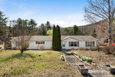 80 Misty Ridge Lane sold home in Country Place, Leicester, NC