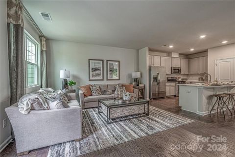 8058 Scarlet Maple Lane 2040