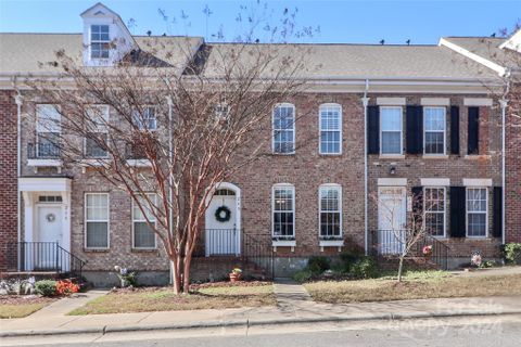 248 Welton Way