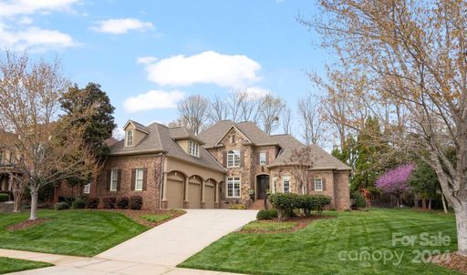 7008 Camrose Crossing Lane