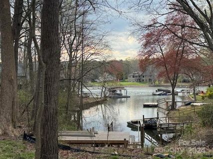 112 Southwood Park Road 13 sold home in Marina Village, Mooresville, NC