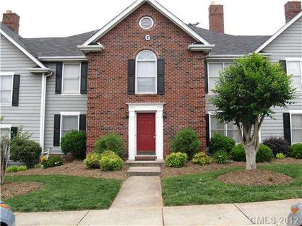 1707 Robinwood Road