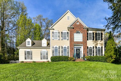 6301 Stoxmeade Drive sold home in Windermere, Mint Hill, NC