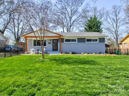 1501 Larkfield Lane