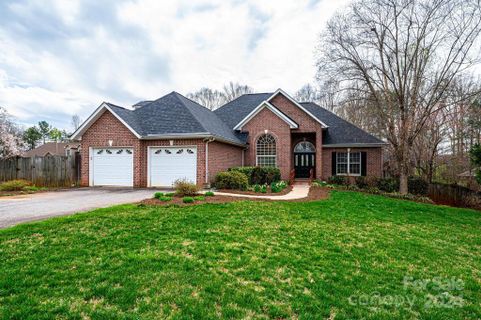 4155 Tuscany Court sold home in Brookstone, Hickory, NC