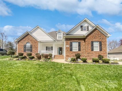 1563 Williamsburg Drive