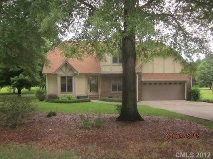 8430 Chestnut Oak Court