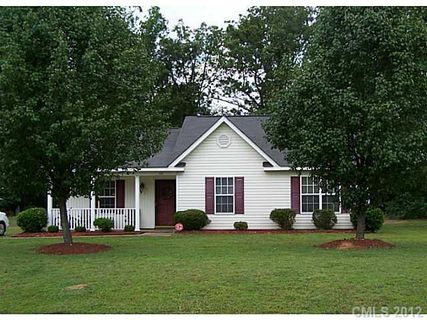 521 Funderburk Road sold home in Timber Hills, Wingate, NC